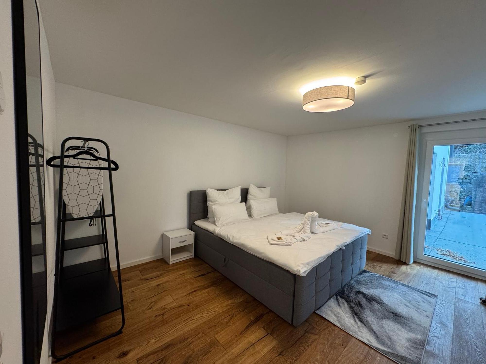 Prestige Apartments - Urban Lofts ロイトリンゲン エクステリア 写真