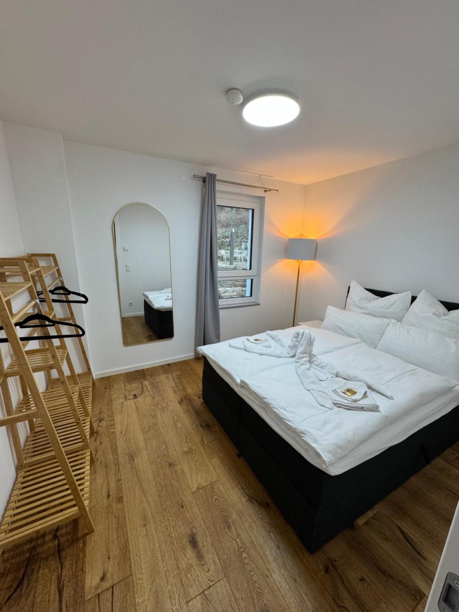 Prestige Apartments - Urban Lofts ロイトリンゲン エクステリア 写真
