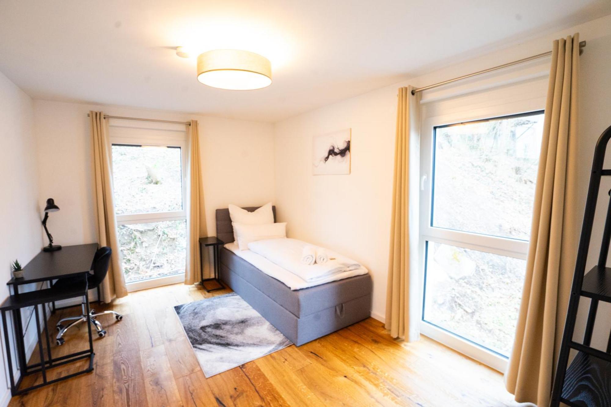Prestige Apartments - Urban Lofts ロイトリンゲン エクステリア 写真