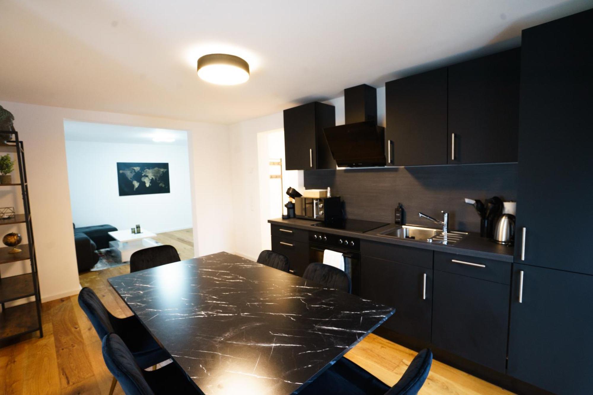 Prestige Apartments - Urban Lofts ロイトリンゲン エクステリア 写真