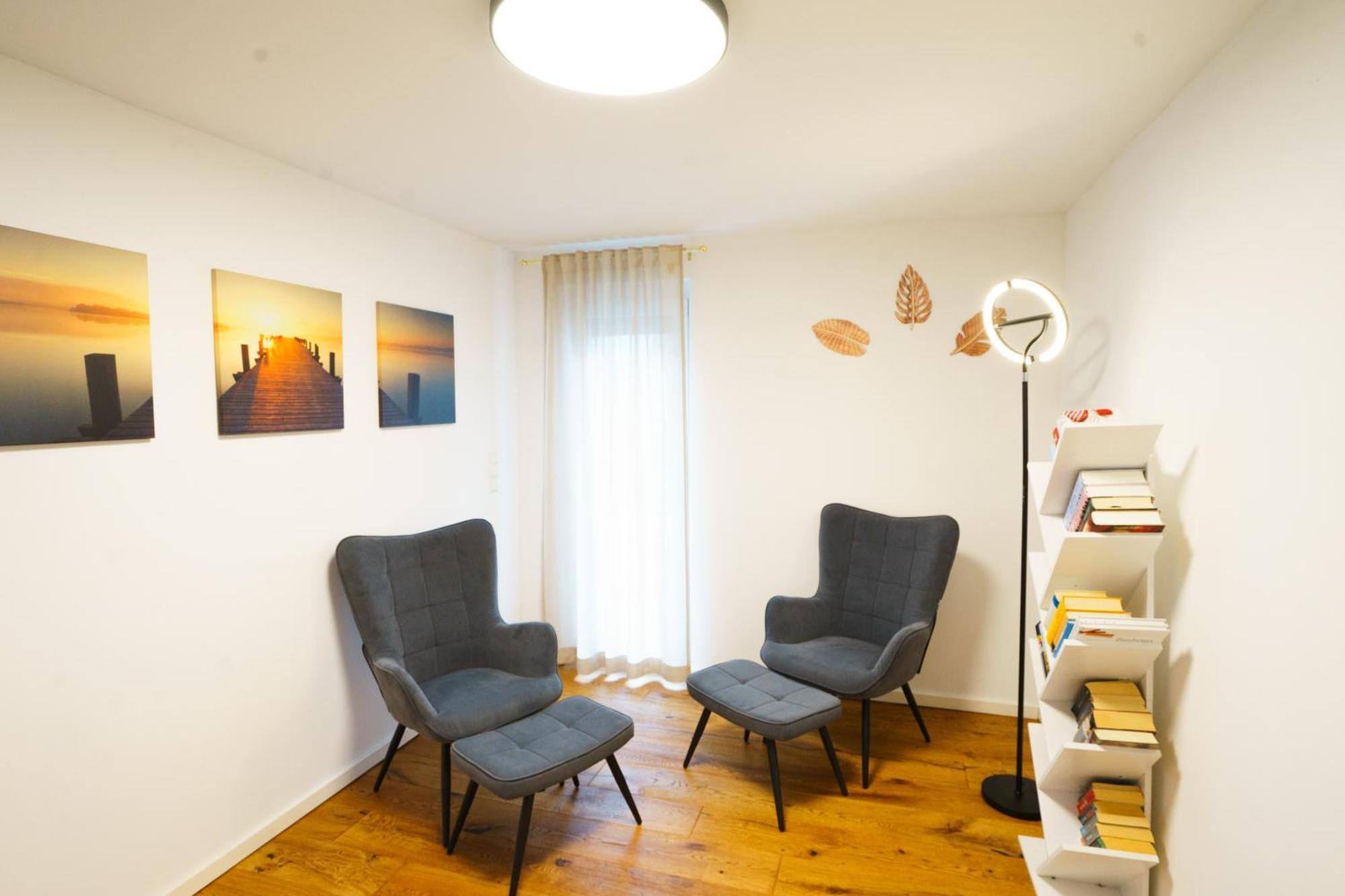 Prestige Apartments - Urban Lofts ロイトリンゲン エクステリア 写真